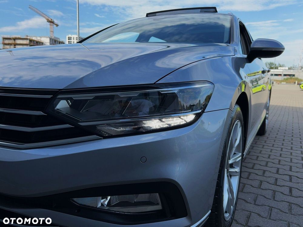 Volkswagen Passat 2.0 TDI Business DSG - 36