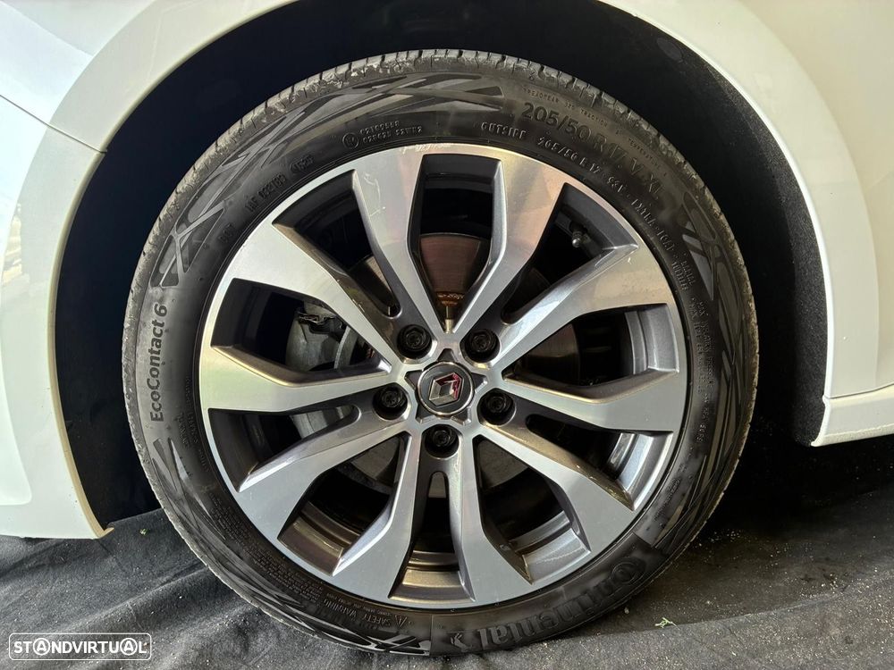 Renault Mégane Sport Tourer - 12