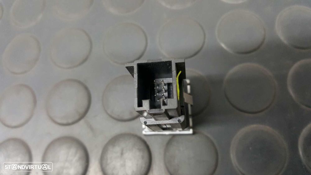 INSERIR INTERRUPTOR DE PARADA VOLKSWAGEN POLO (6C1) ADVANCE BLUEMOTION - 5