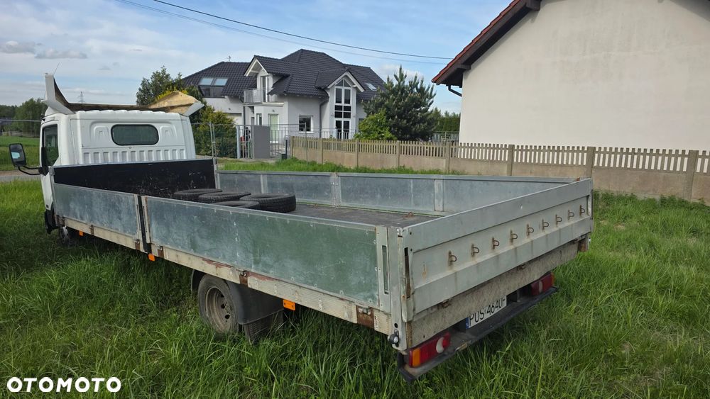 Nissan CABSTAR - 5