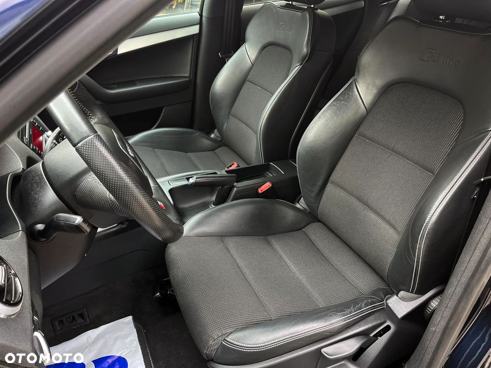 Audi A3 Sportback 2.0 TDI DPF Ambiente - 17