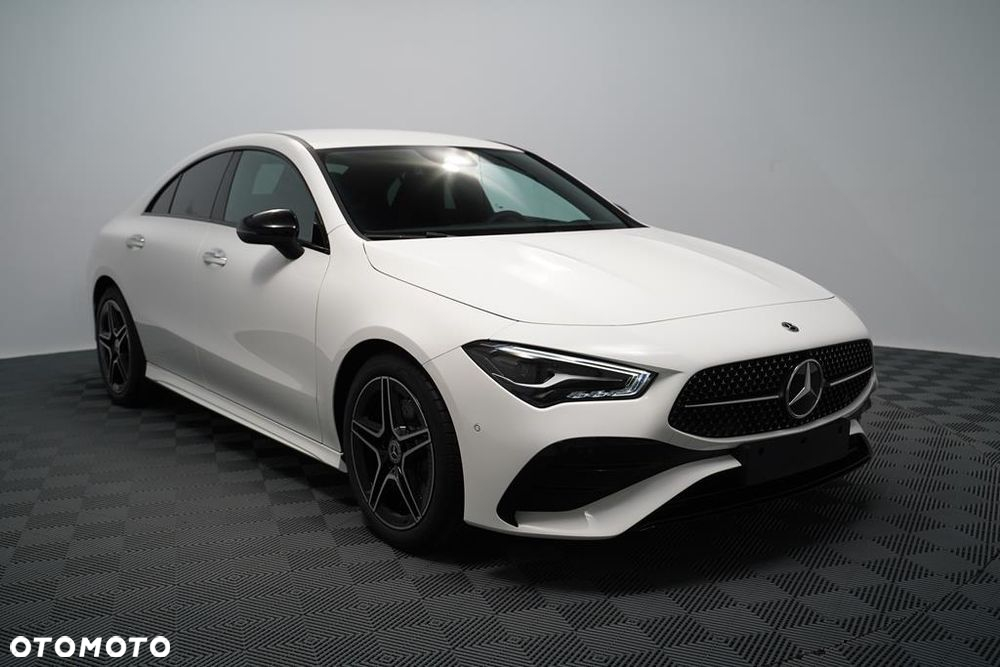 Mercedes-Benz CLA 200 mHEV AMG Line 7G-DCT - 3
