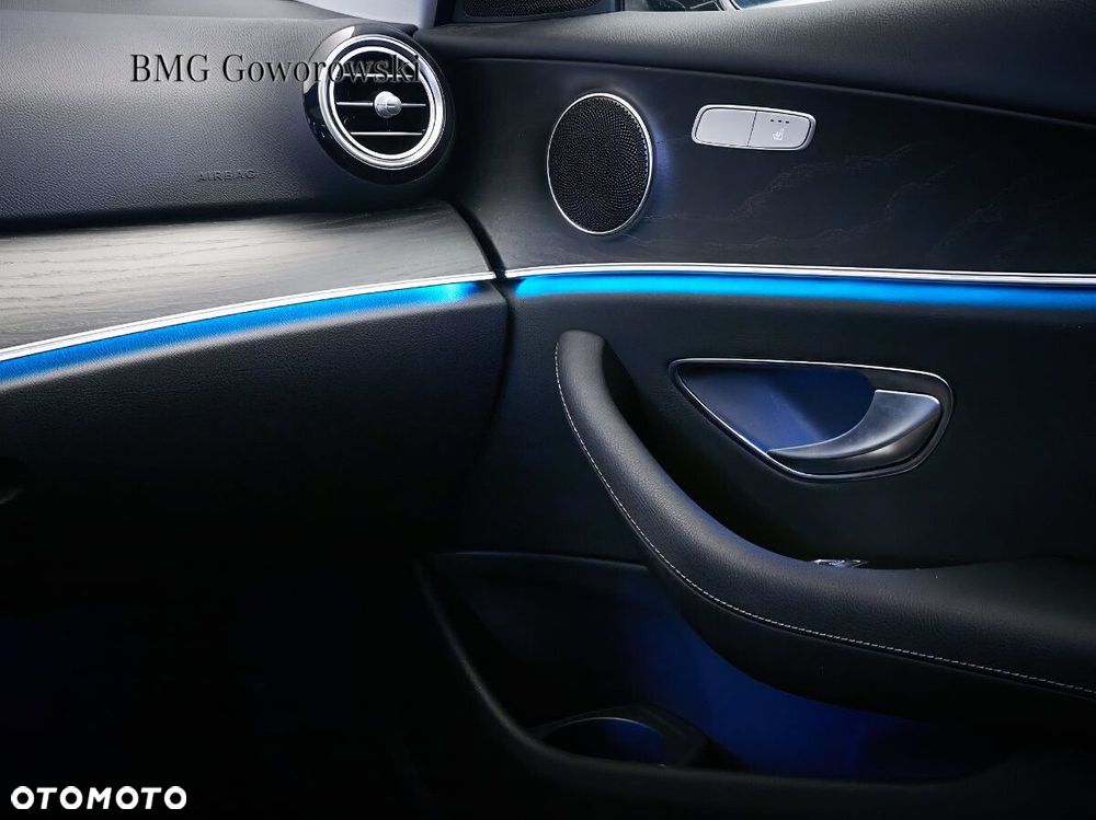 Mercedes-Benz Klasa E - 16