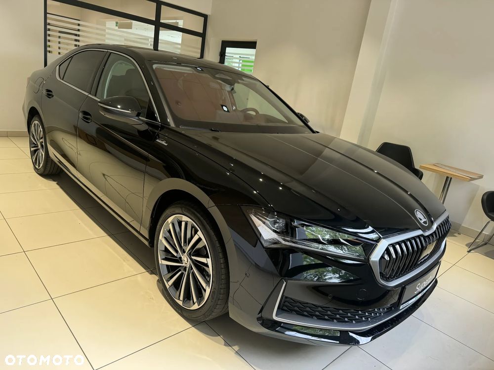 Skoda Superb 2.0 TSI 4x4 L&K DSG - 2