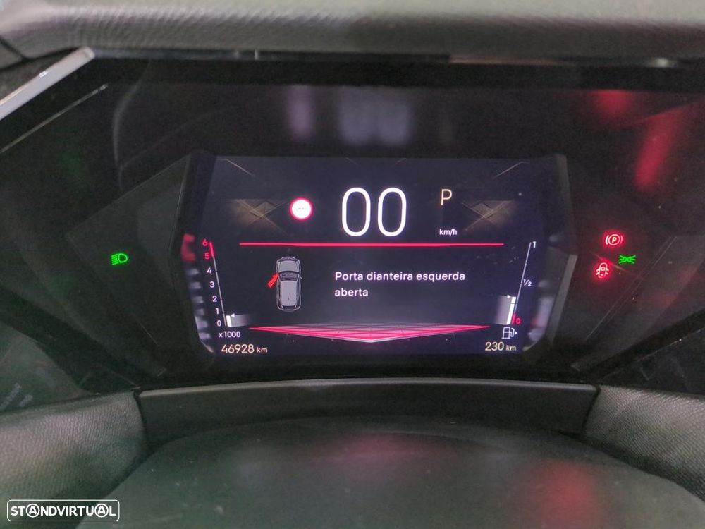 DS DS4 1.5 BlueHDi Bastille + EAT8 - 6