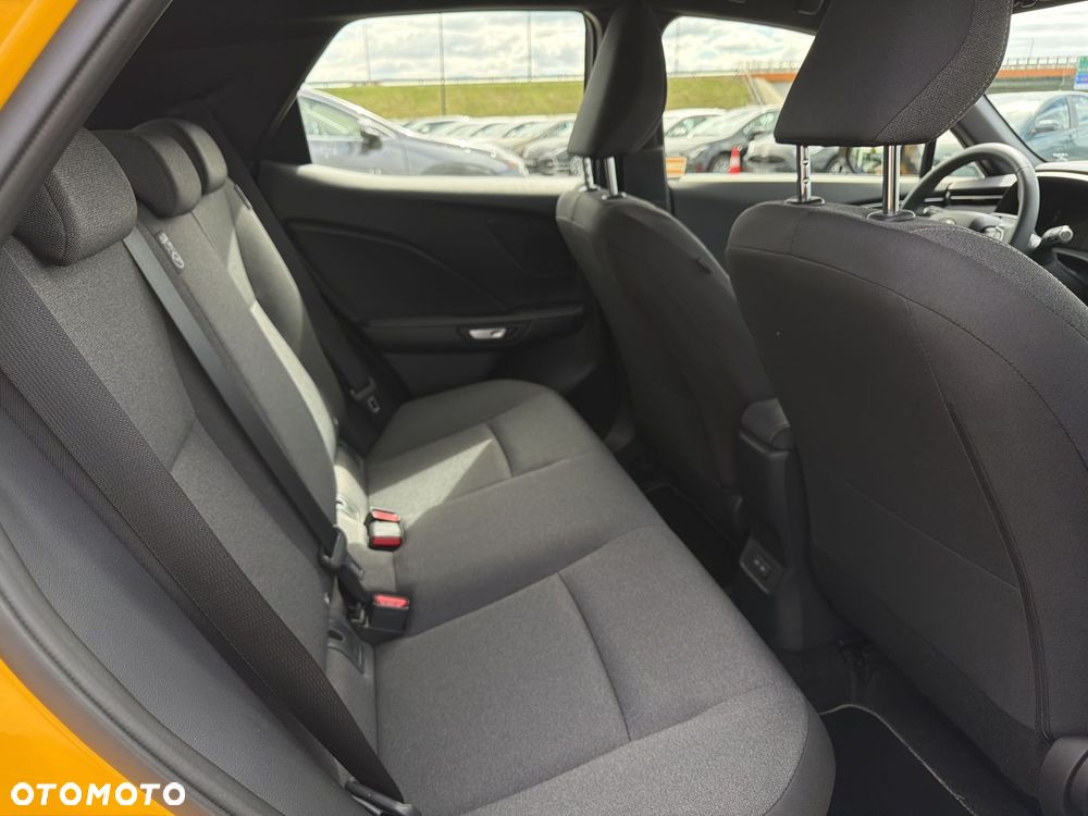 Lexus LBX 1.5 Hybrid - 10