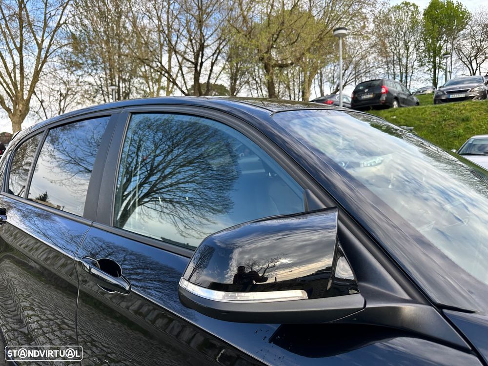 BMW 116 d Pack M - 15