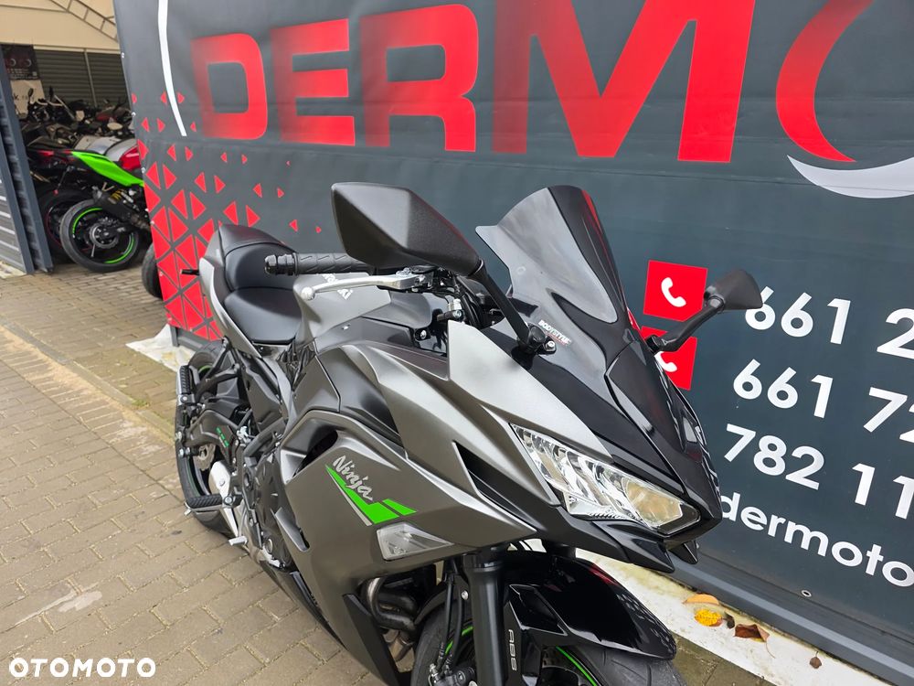 Kawasaki Ninja - 25