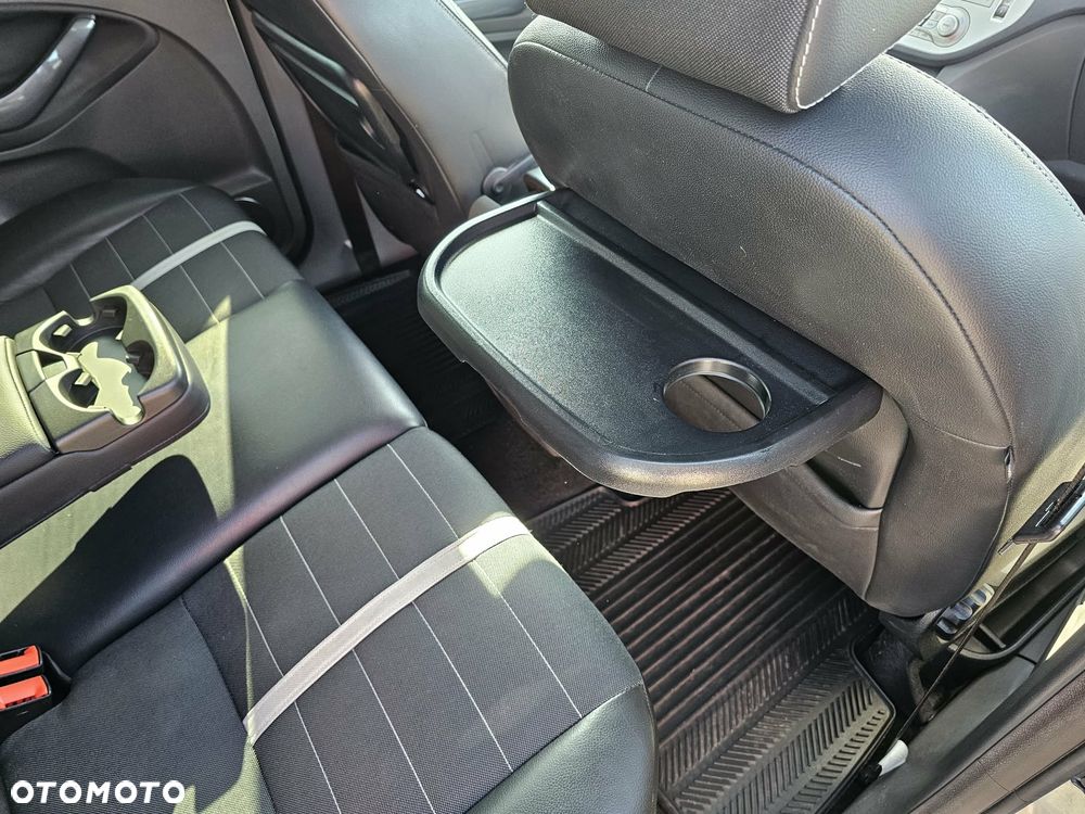 Ford Kuga - 20