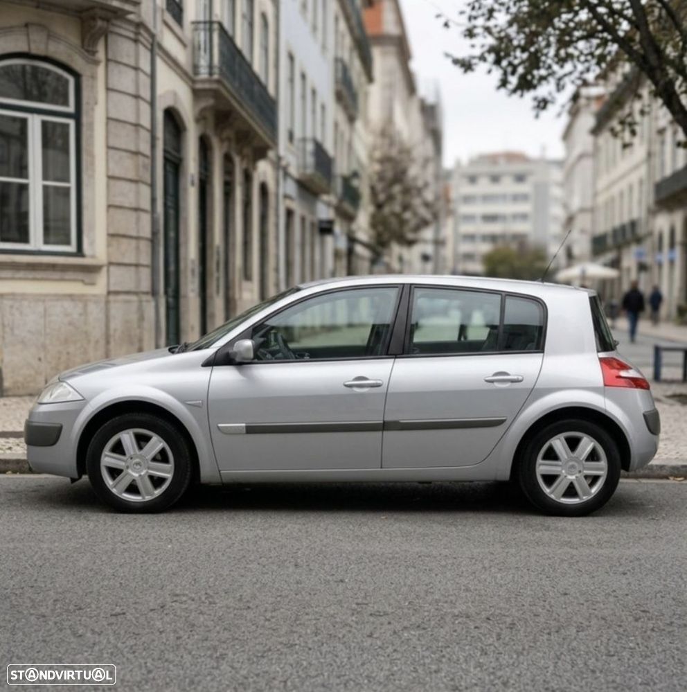 Renault Mégane 1.5 dCi L. Dynamique - 4