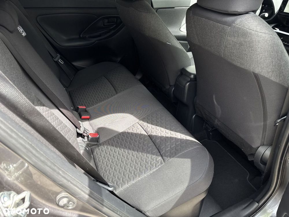 Toyota Yaris Cross - 33
