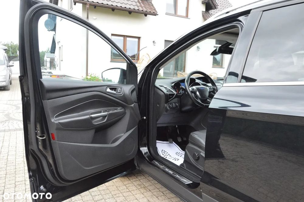 Ford Kuga 2.0 TDCi 4WD Titanium - 25