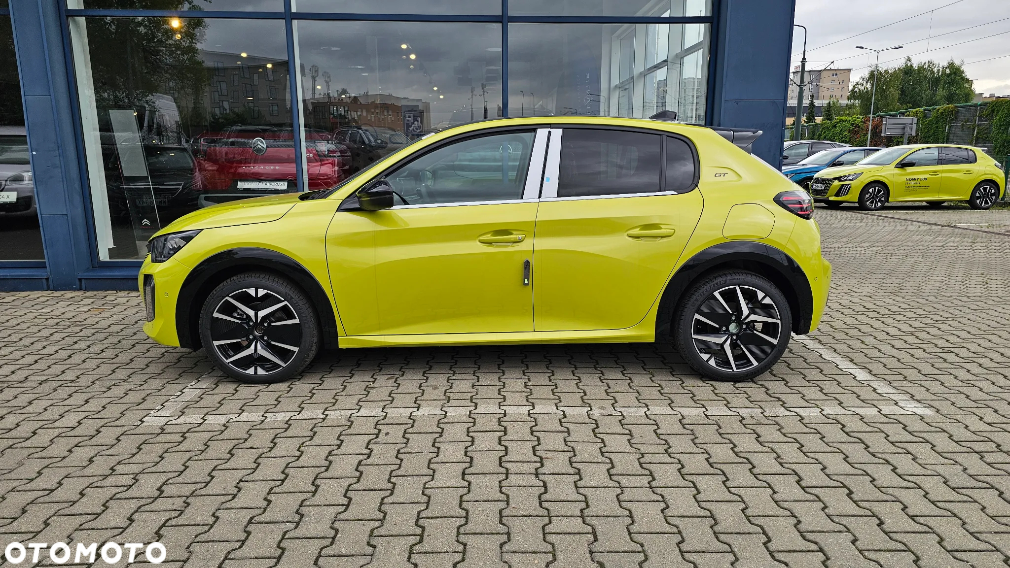 Peugeot 208 1.2 mHEV GT - 4