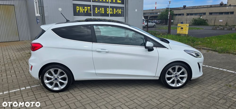 Ford Fiesta - 12