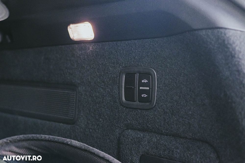 Porsche Cayenne - 16