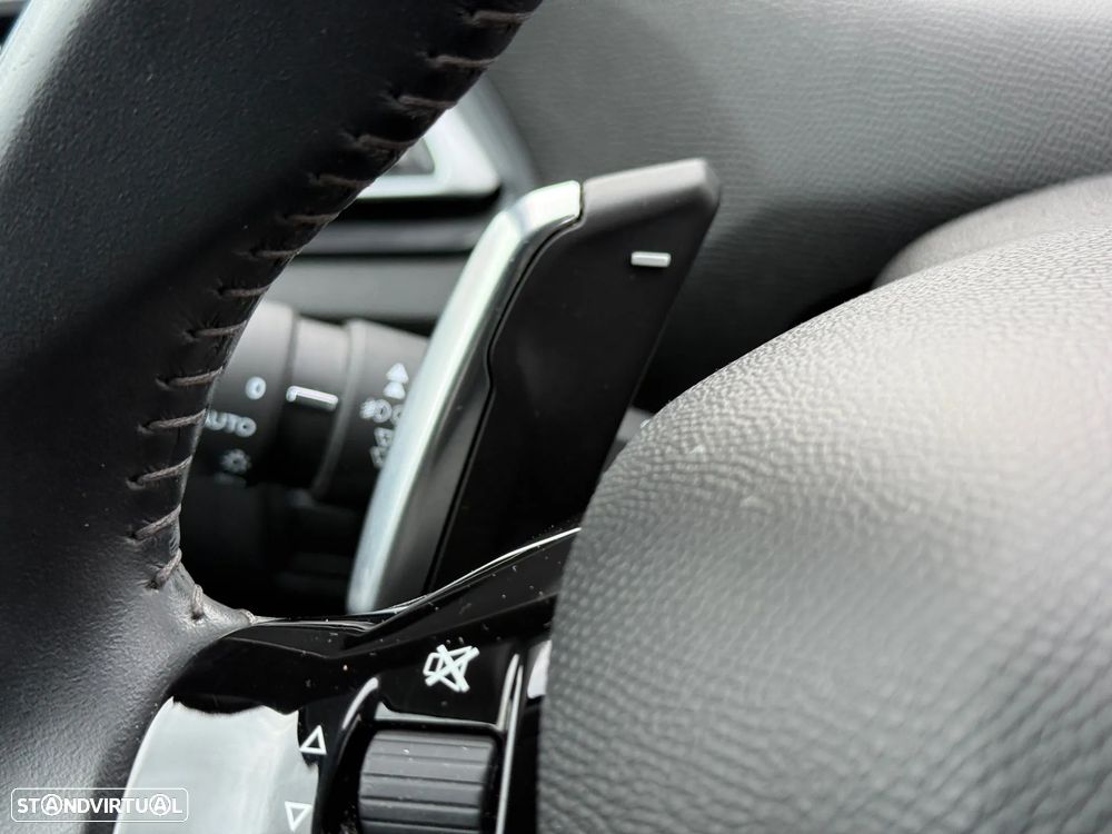 Peugeot 308 1.2 PureTech Allure EAT8 - 8