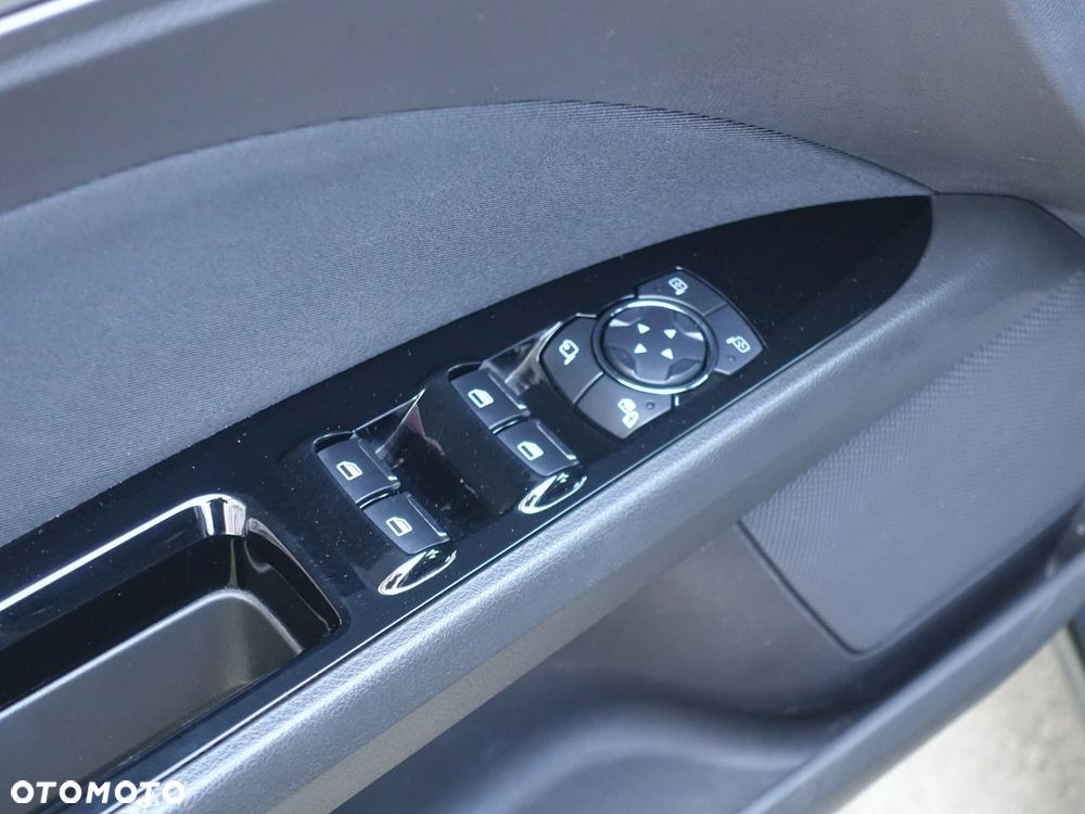 Ford Mondeo 2.0 EcoBlue Titanium - 15