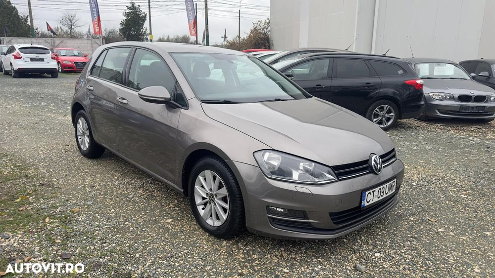 Volkswagen Golf - 13