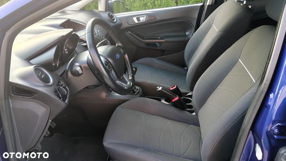 Ford Fiesta 1.25 Champions Edition - 28