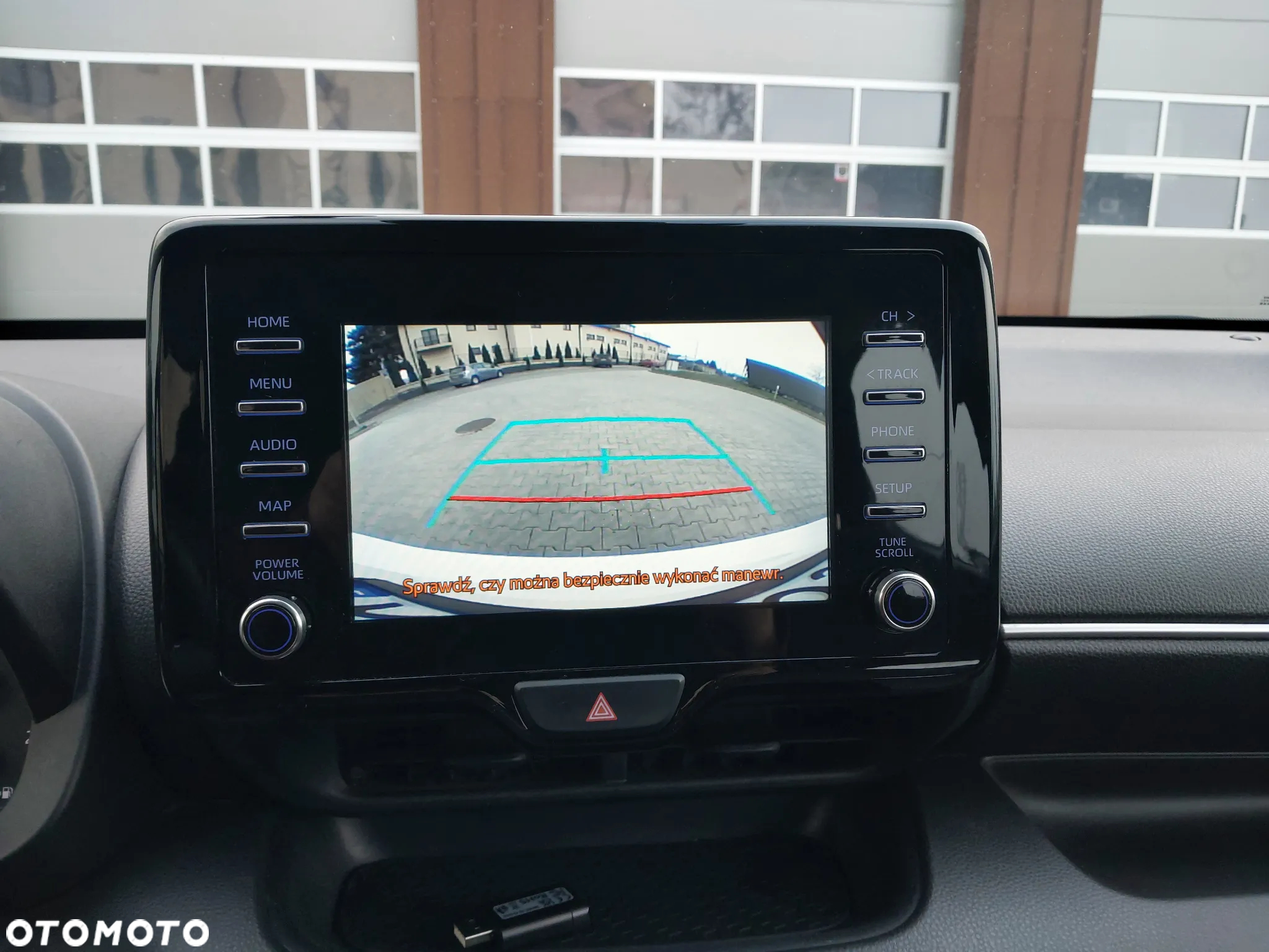 Toyota Yaris Hybrid 1.5 Comfort - 25
