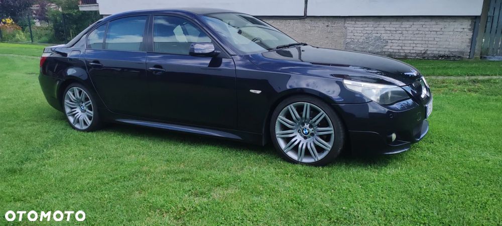 BMW Seria 5 525i - 4