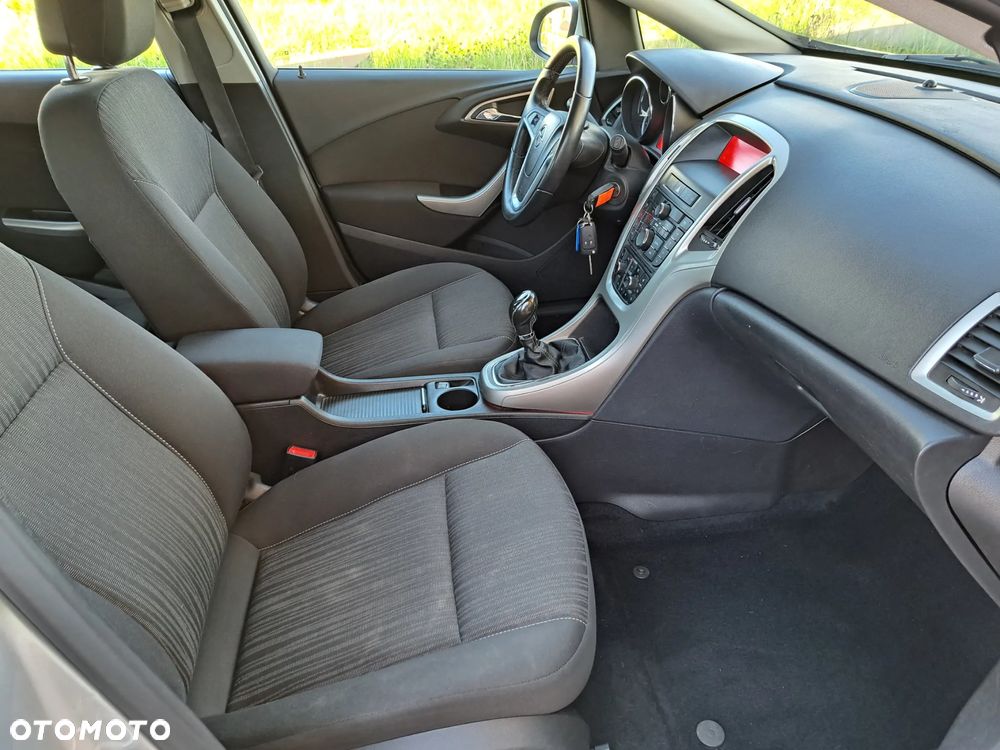 Opel Astra - 18