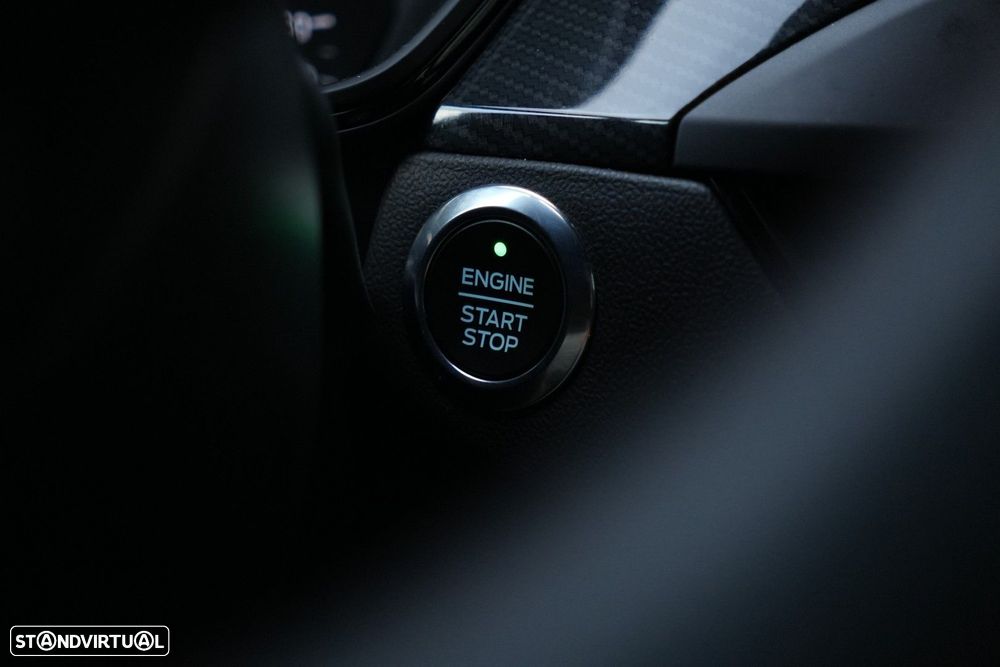 Ford Focus 1.0 EcoBoost MHEV ST-Line - 15