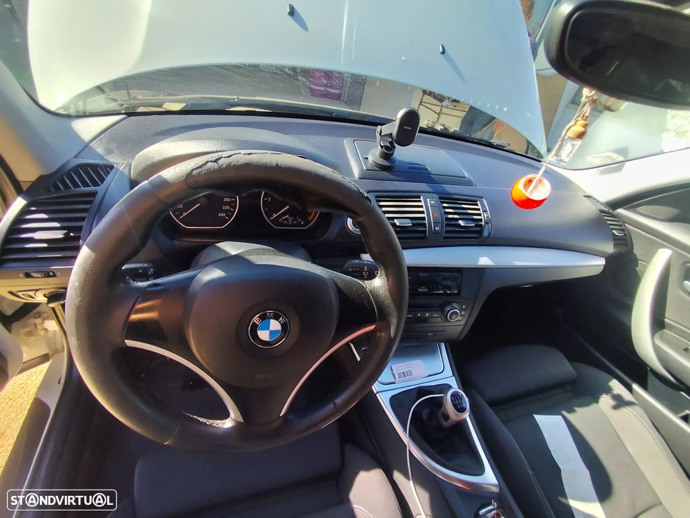 BMW 118 - 6