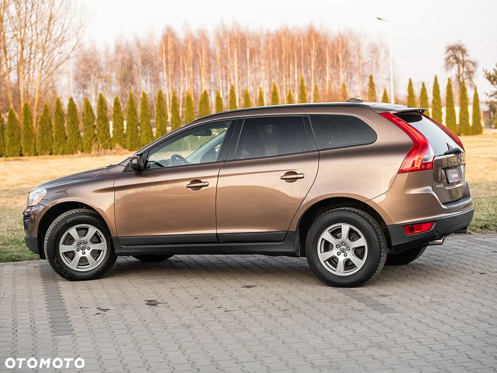Volvo XC 60 D5 AWD Kinetic - 12