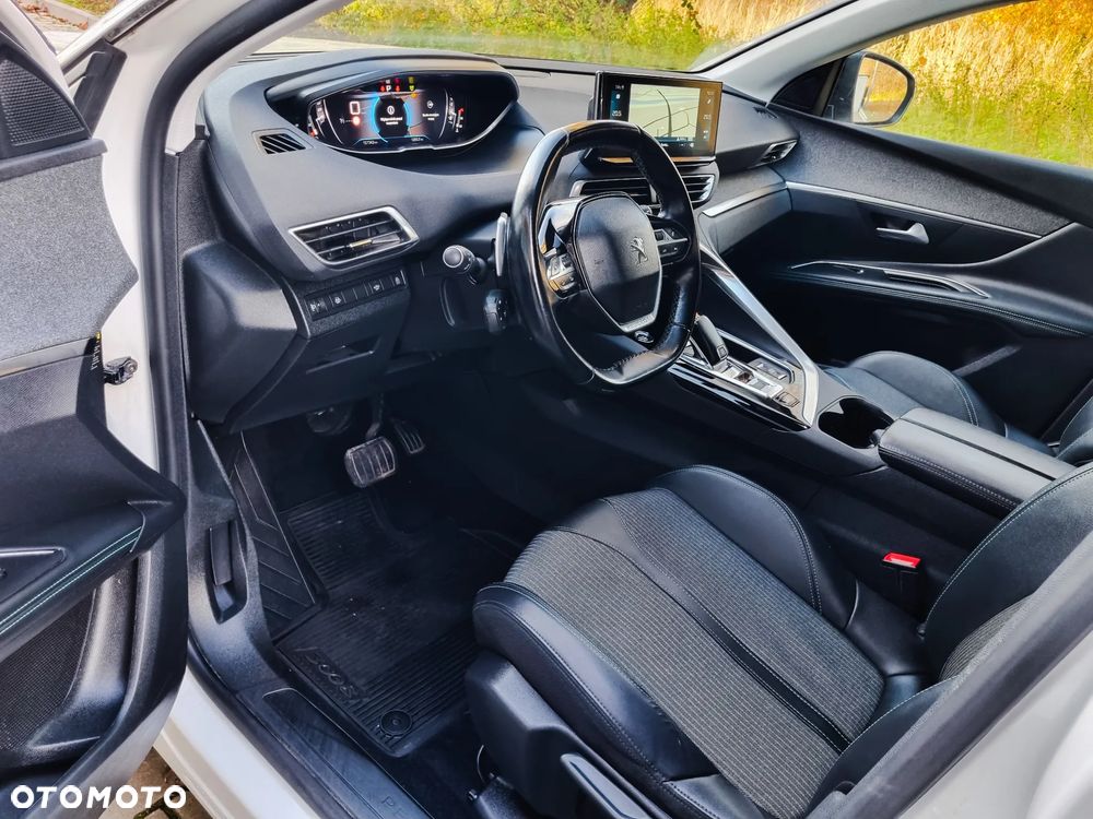 Peugeot 3008 1.5 BlueHDi Allure Pack S&S EAT8 - 14