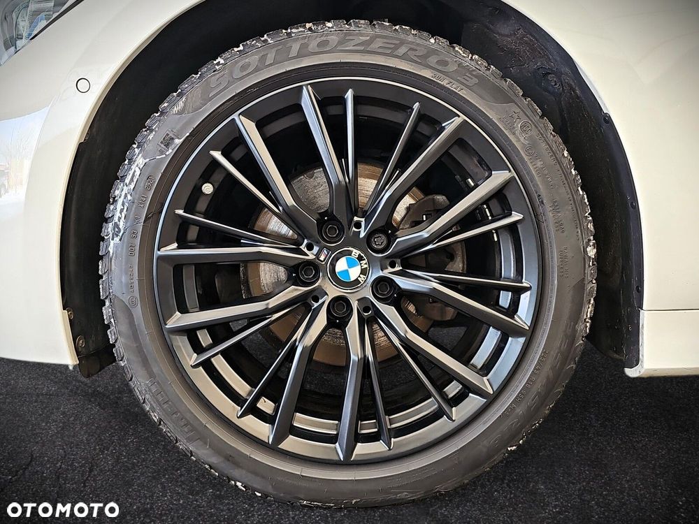 BMW Seria 3 320d xDrive Sport Line sport - 10