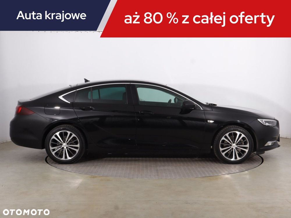 Opel Insignia - 8