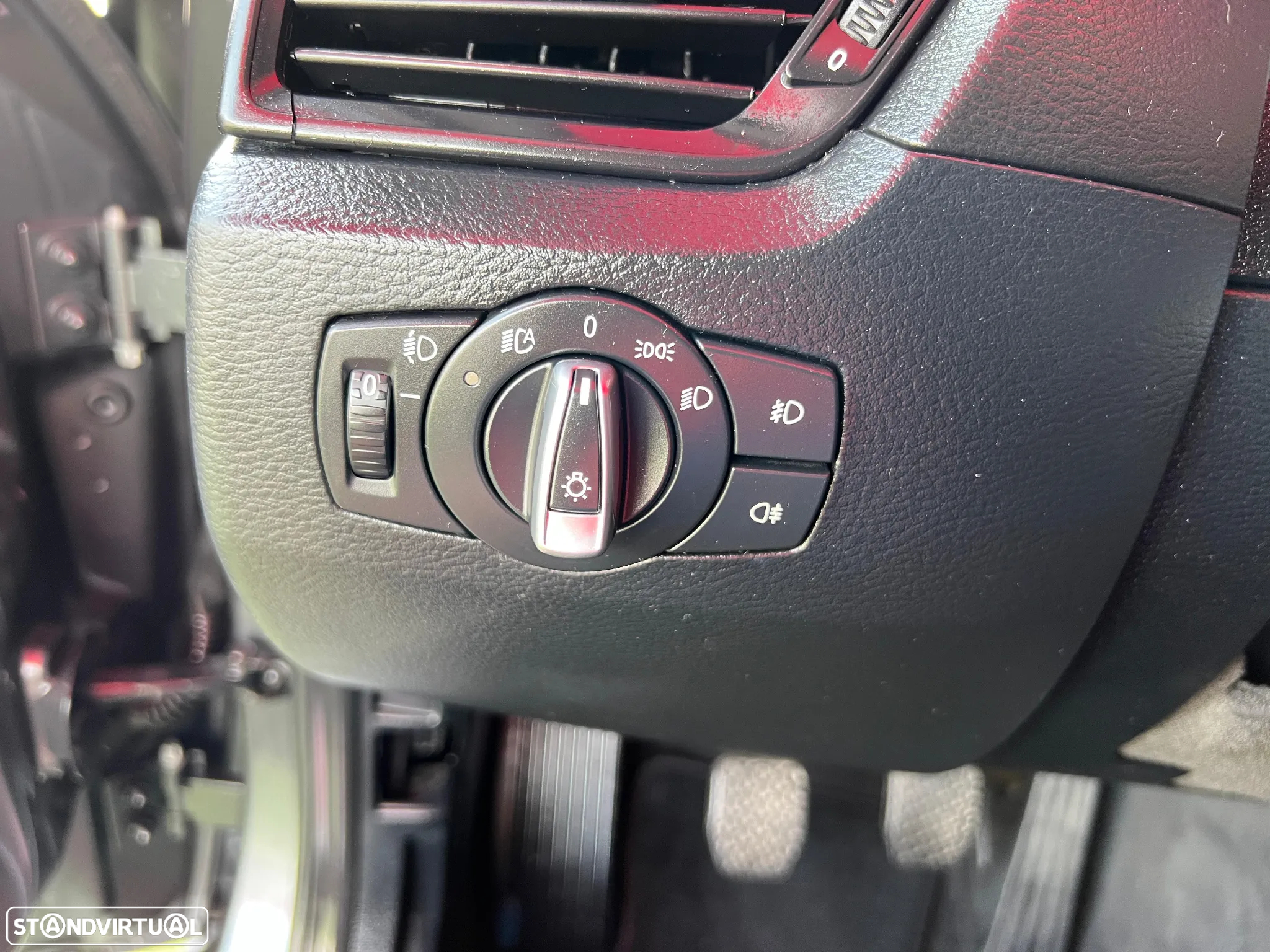 BMW X1 16 d sDrive - 23