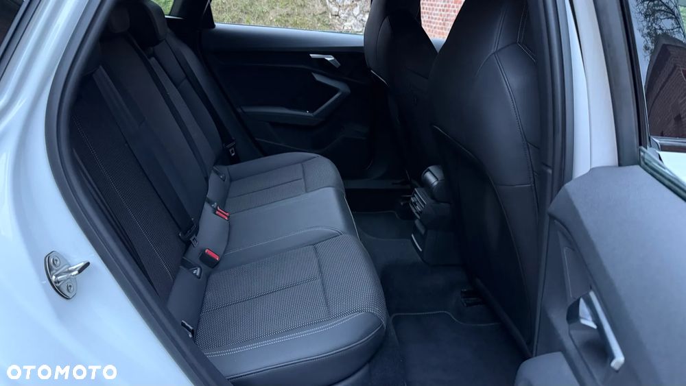 Audi A3 Sportback 35 TFSI mHEV S Line S tronic - 26