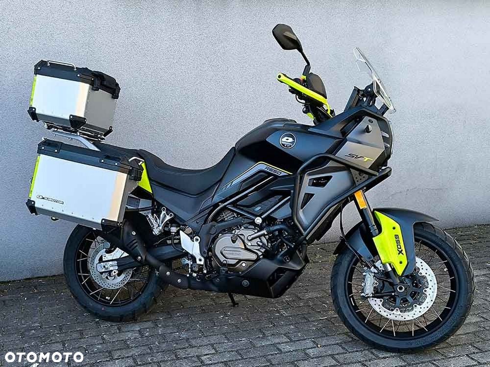 QJMOTOR SVT 650X - 8