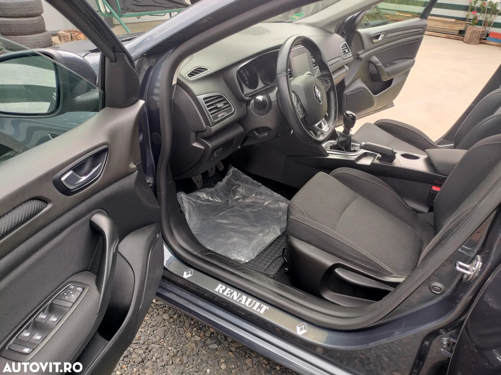 Renault Megane - 7