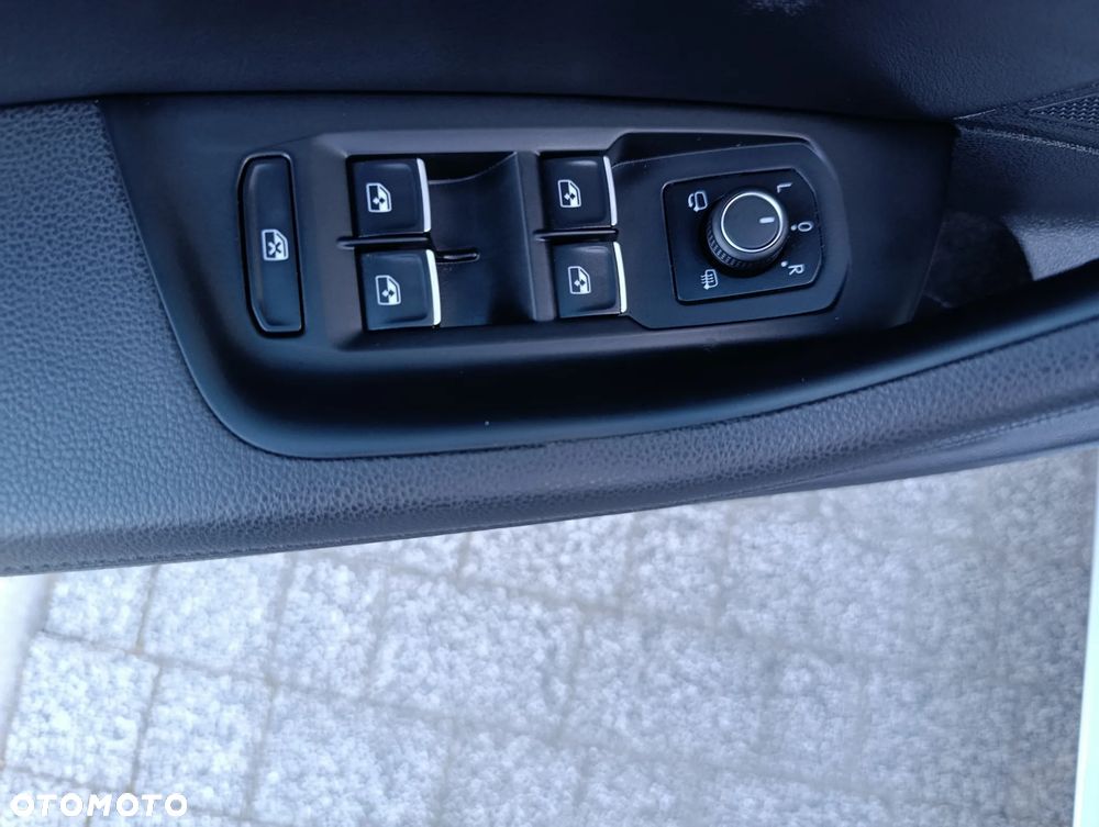 Volkswagen Passat 2.0 TDI (BlueMotion Technology) Comfortline - 10