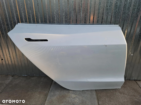 DRZWI PRAWE TYLNE TYŁ TESLA III 3