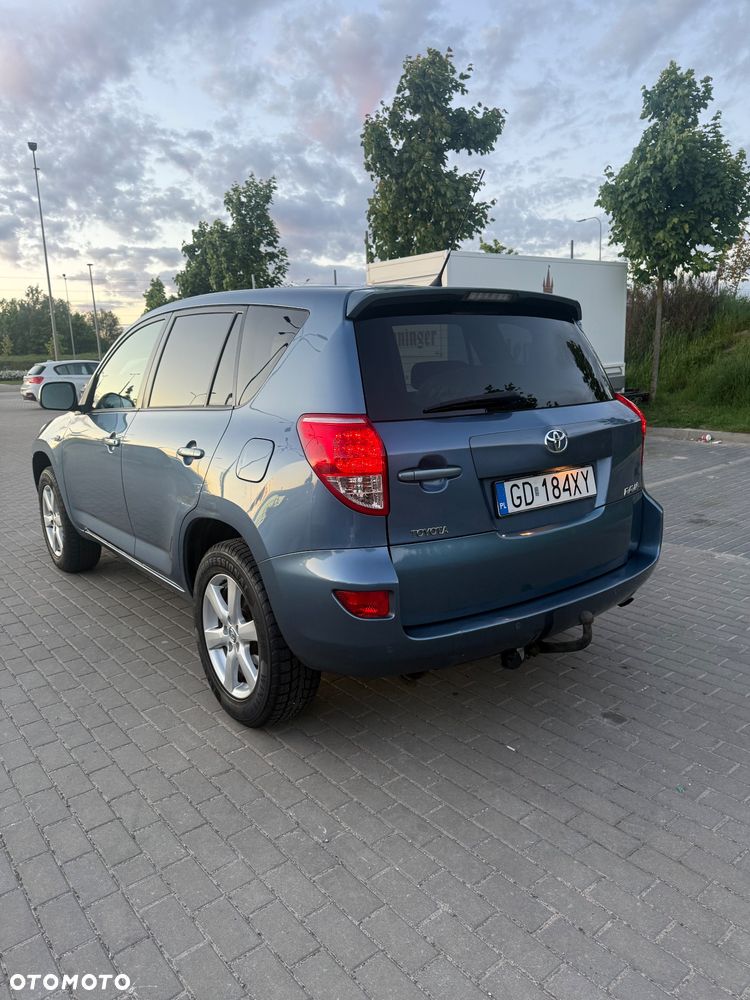 Toyota RAV4 2.0 VVT-i Sol - 5