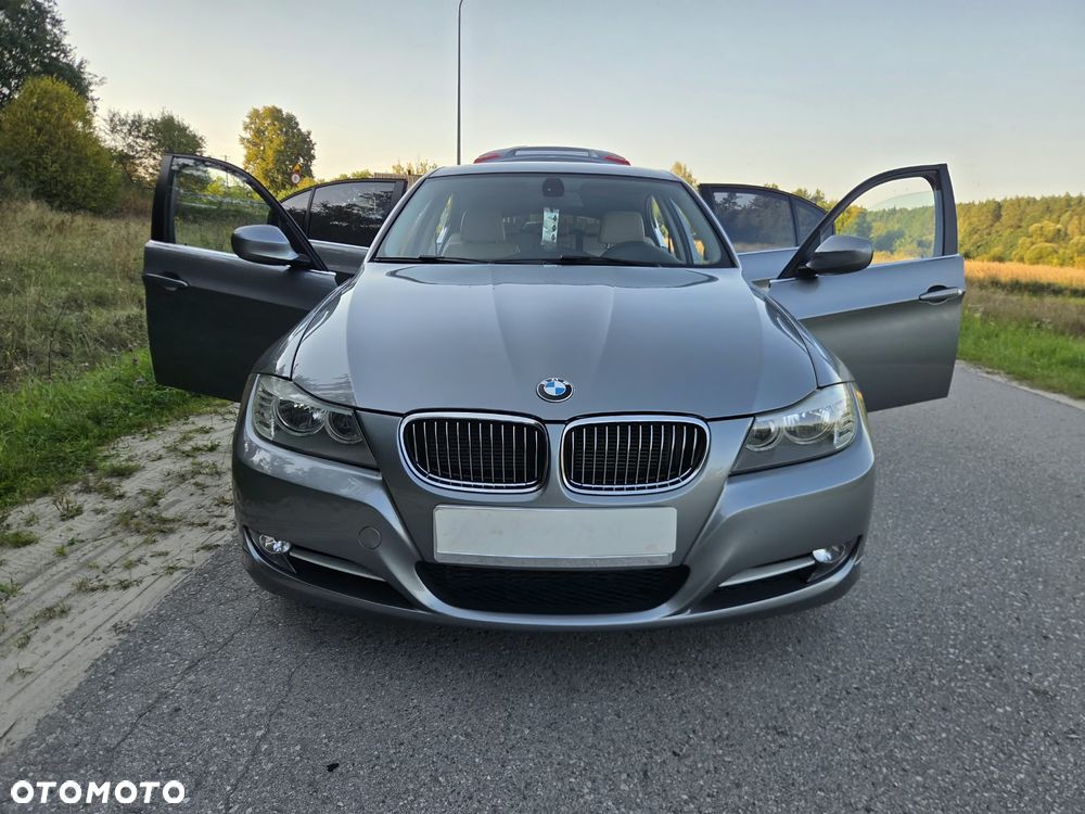 BMW Seria 3 318d - 22