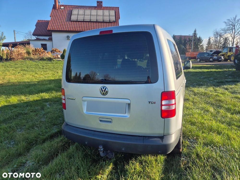 Volkswagen Caddy Comfortline - 4