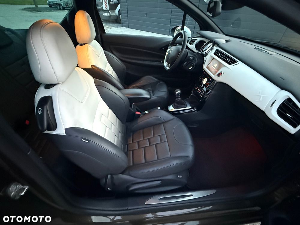 Citroën DS3 1.6 e-HDi SportChic - 10