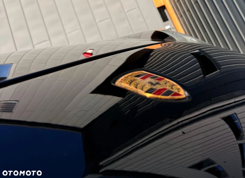 Porsche Cayenne Turbo - 2