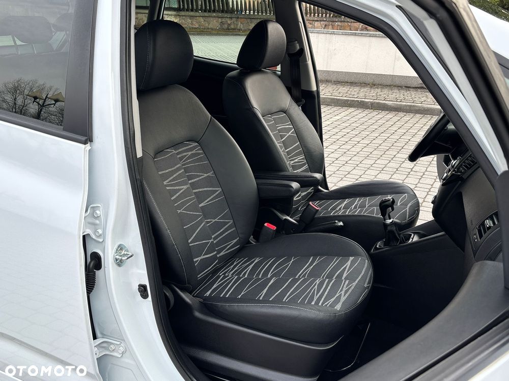 Kia Venga 1.4 CVVT Business Line - 10