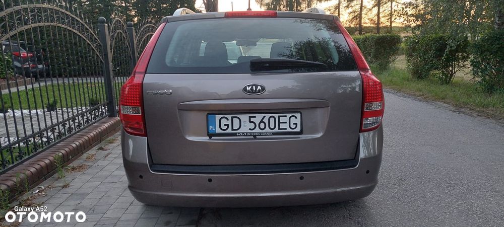 Kia Ceed 1.6 Comfort + - 5