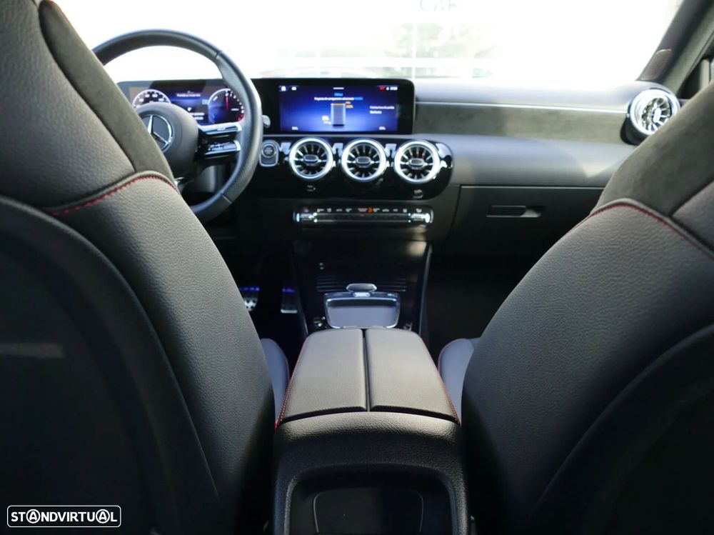 Mercedes-Benz A 250 e - 41