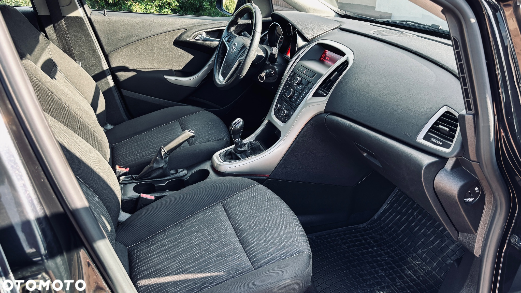 Opel Astra 1.4 Turbo Exklusiv - 33