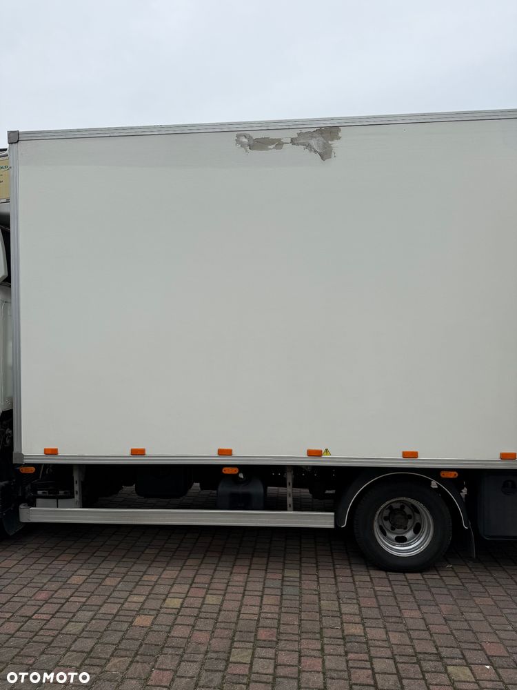 Mitsubishi COUNTER FUSO - 17
