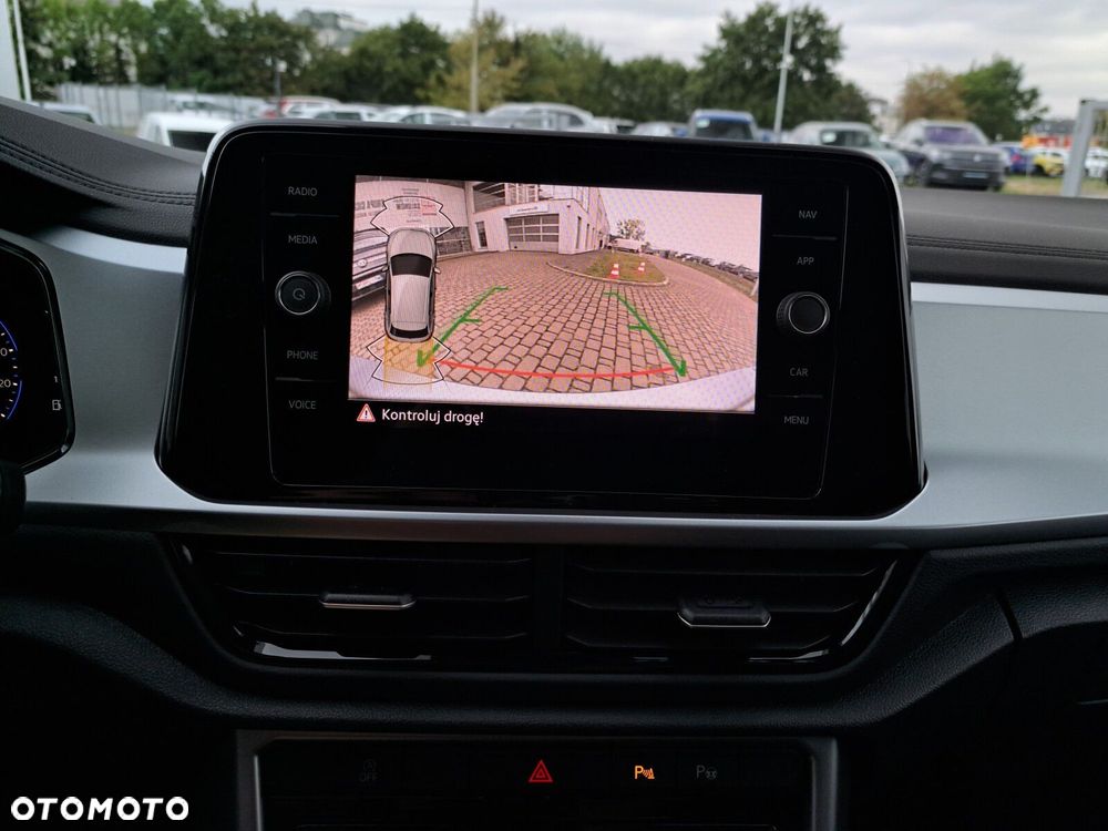 Volkswagen T-Roc 1.5 TSI Life Plus DSG - 28