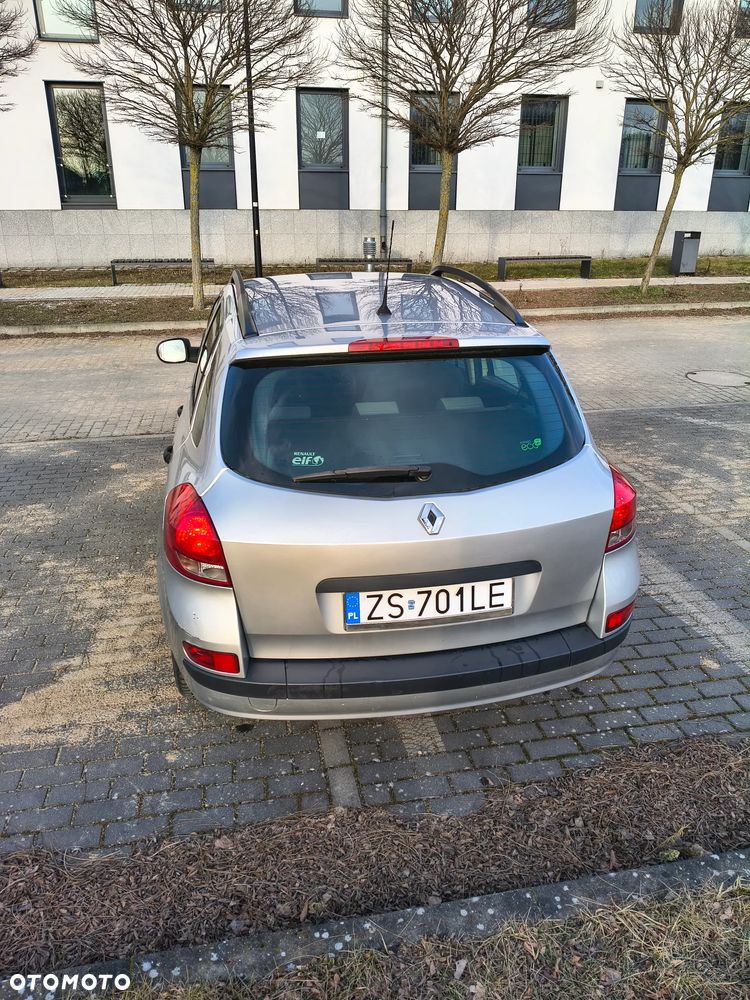 Renault Clio 1.2 16V 75 Dynamique - 17